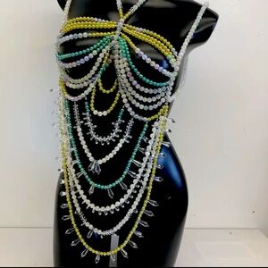 Beaded top/body chain